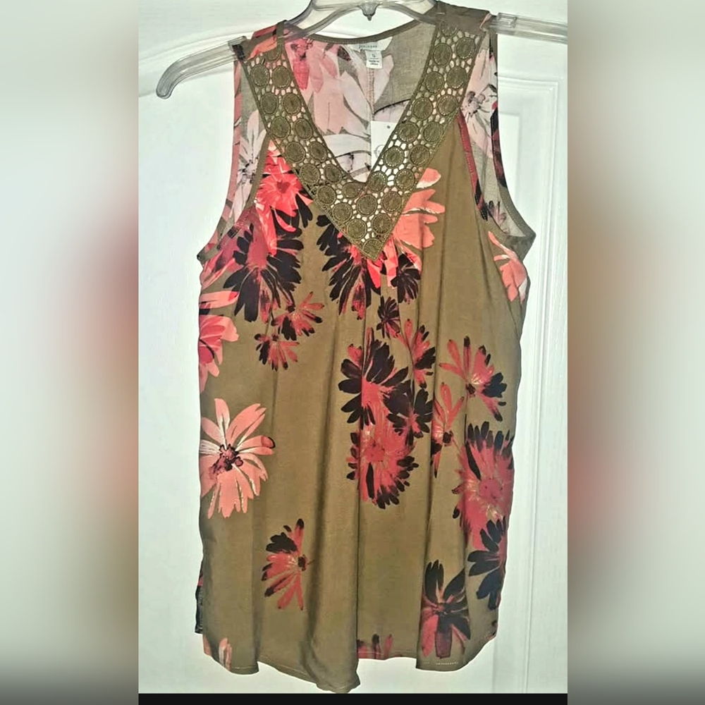JM Collection Top "Floral"  Women's Size S NWT